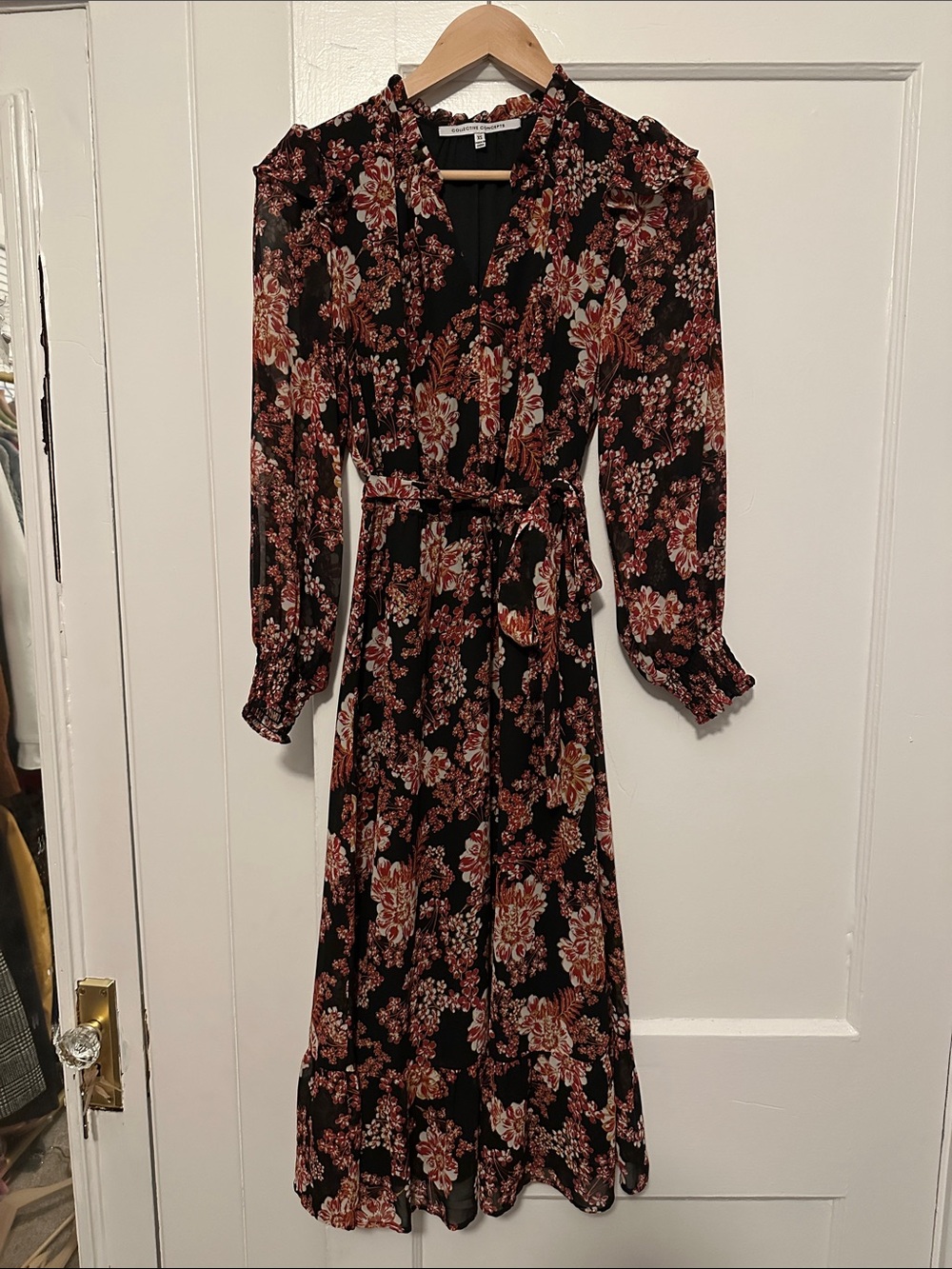 Collective Concepts Black Floral Tie-Waist Midi Dress